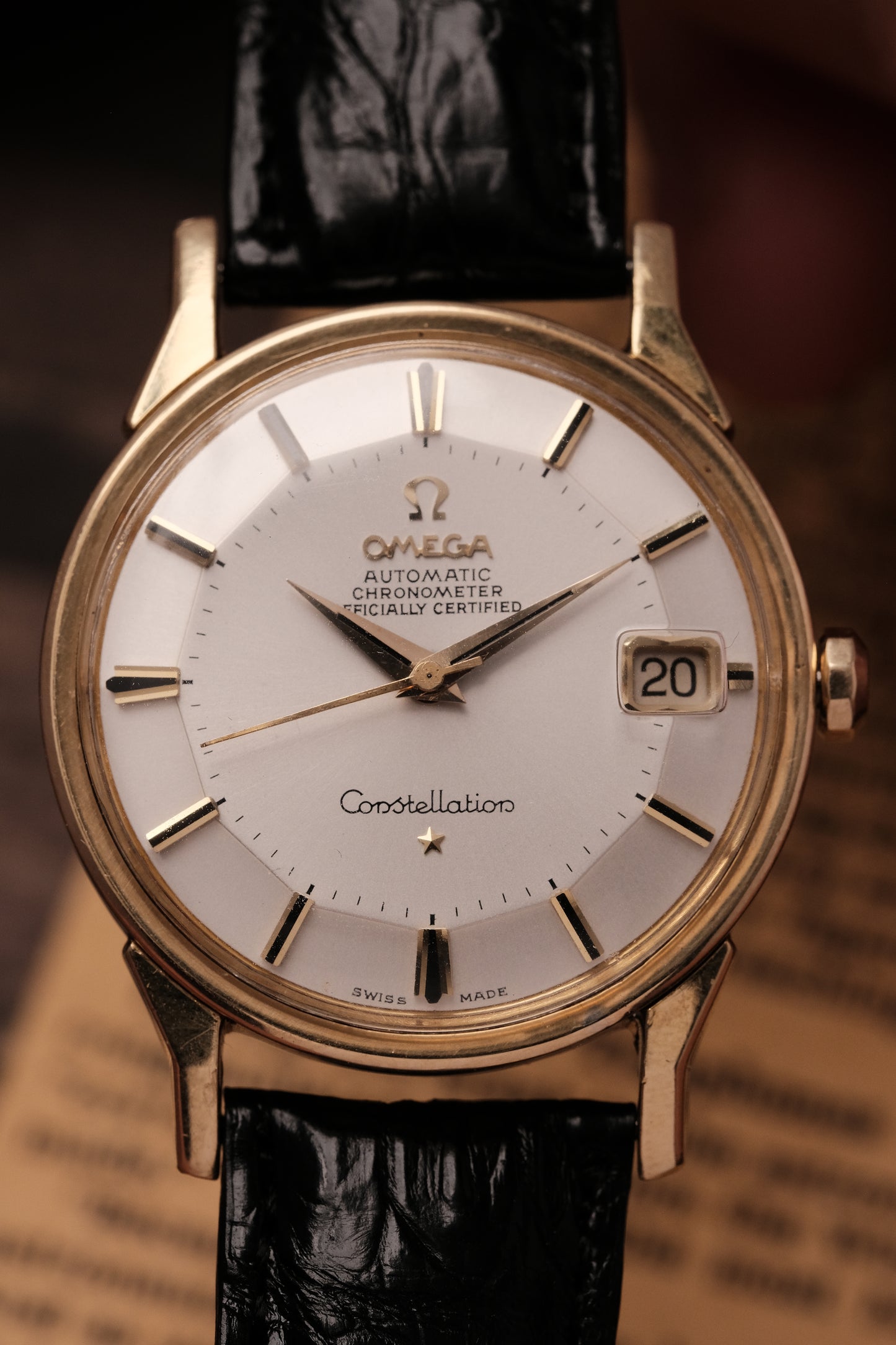1967 OMEGA CONSTELLATION PIE PAN DOG LEG White Dial AUTOMATIC CHRONOMETER REF. 168.005