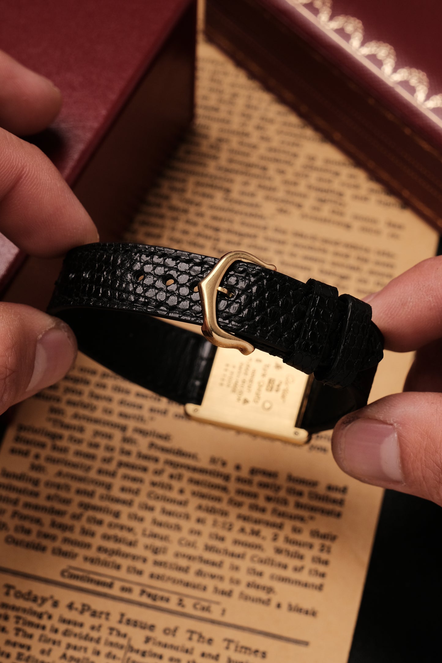 CARTIER MUST DE CARTIER TANK VERMEIL ROMAN DIAL REF. 681006