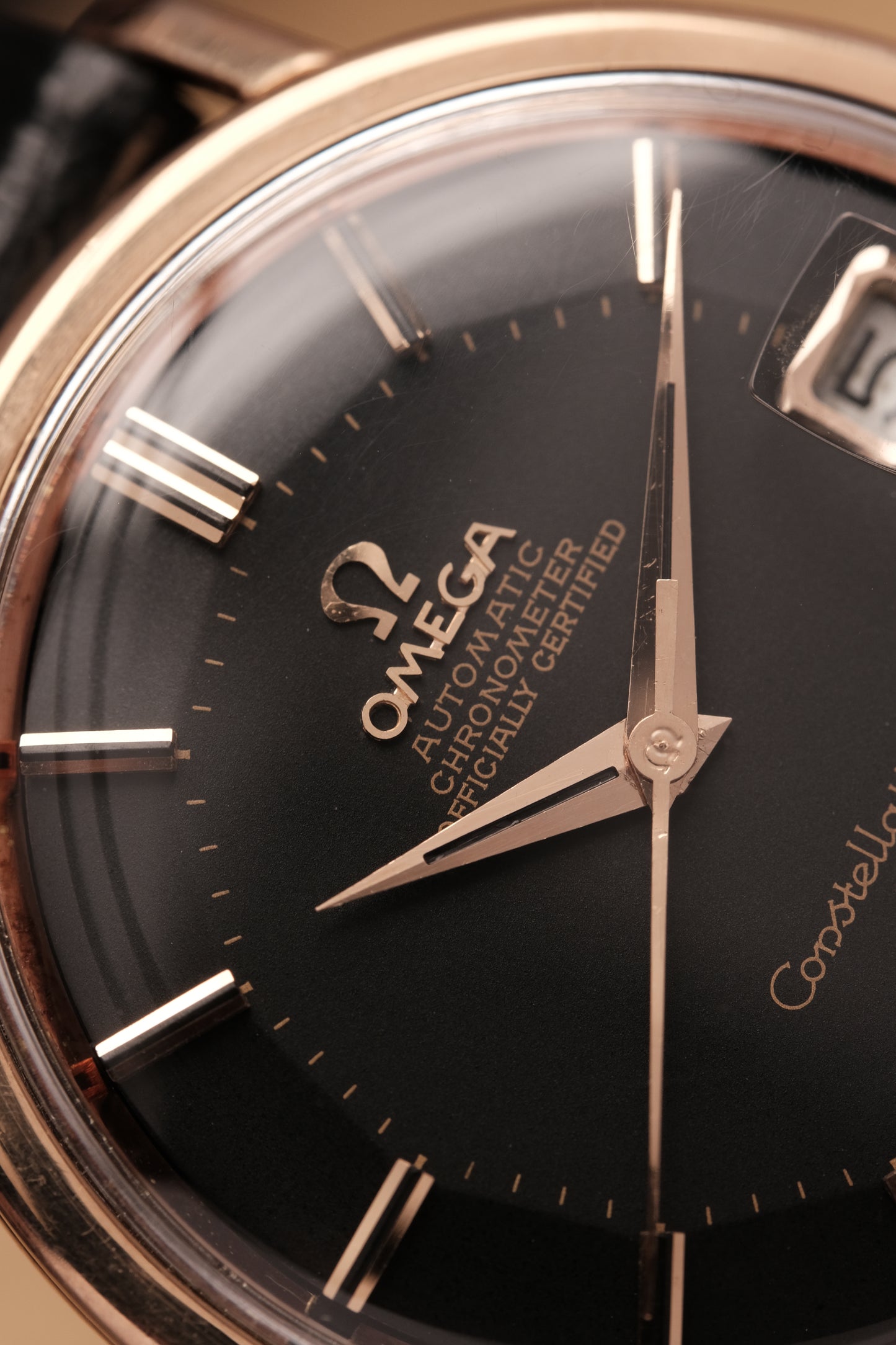 1966 OMEGA CONSTELLATION PIE PAN Black Dial Rose Gold AUTOMATIC CHRONOMETER REF. 168.004