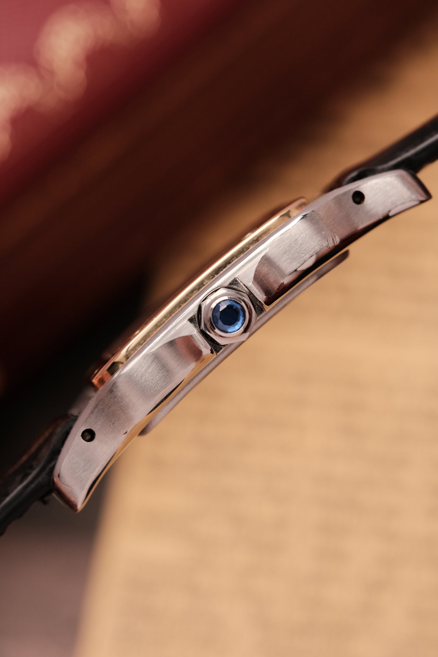 Cartier Santos Galbée Ref.187901 29x41mm Soft Curved Case