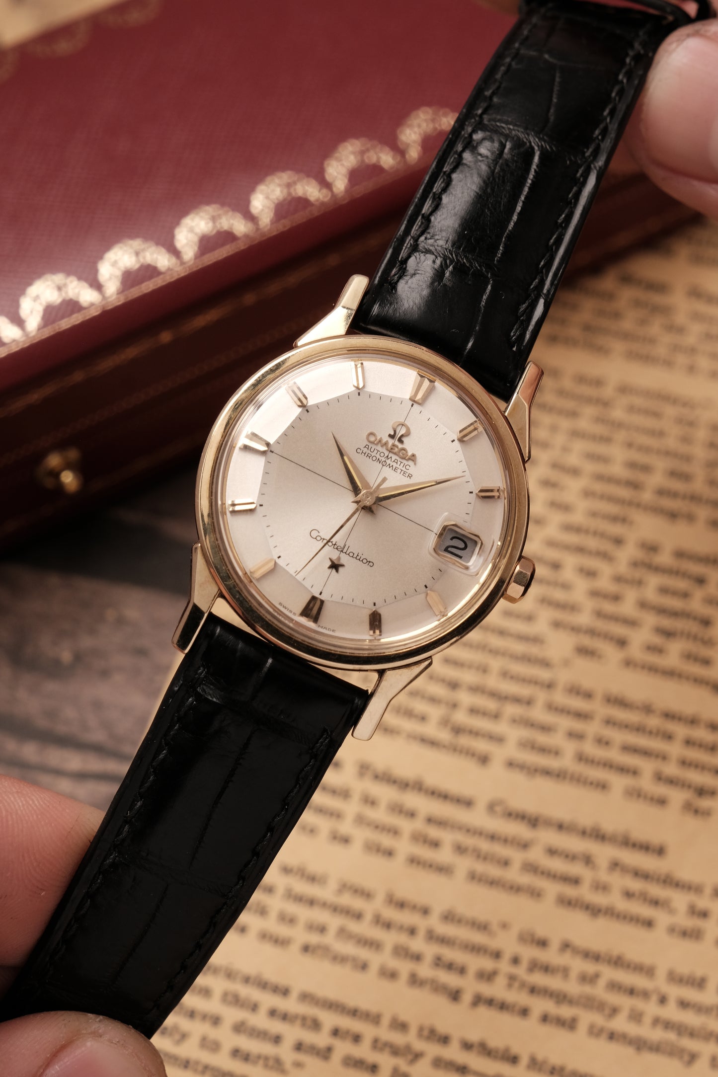 1963 OMEGA CONSTELLATION PIE PAN DOG LEG Cross Hair Dial AUTOMATIC CHRONOMETER REF. 168.005