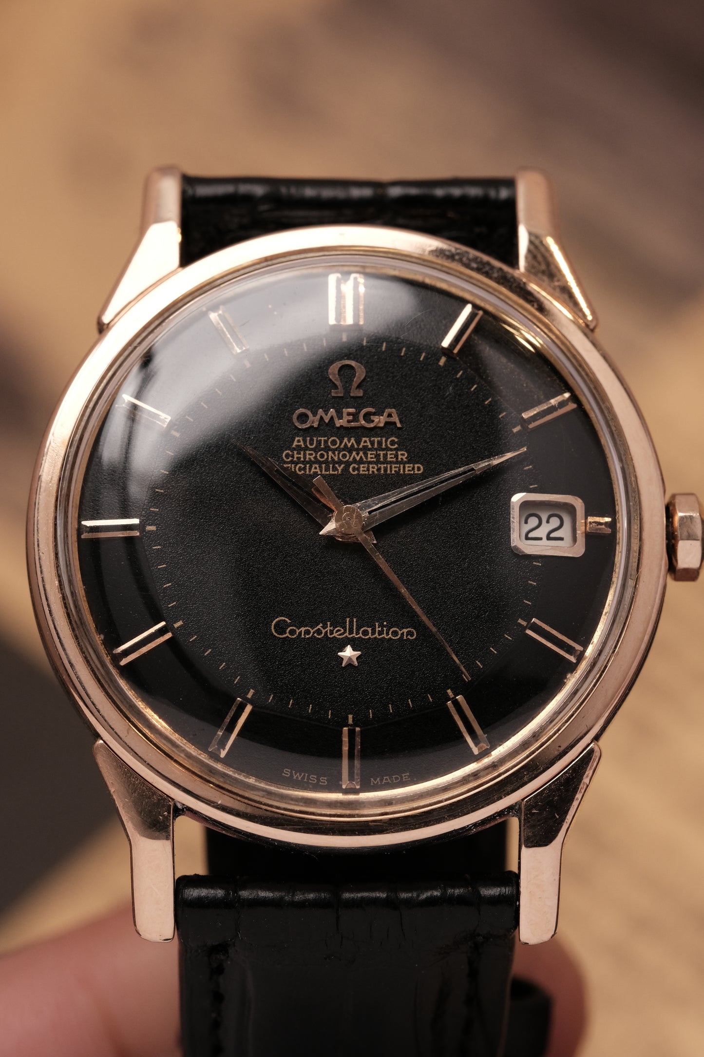 1963 OMEGA CONSTELLATION PIE PAN DOG LEG Black Dial Rose Gold AUTOMATIC CHRONOMETER REF. 168.005