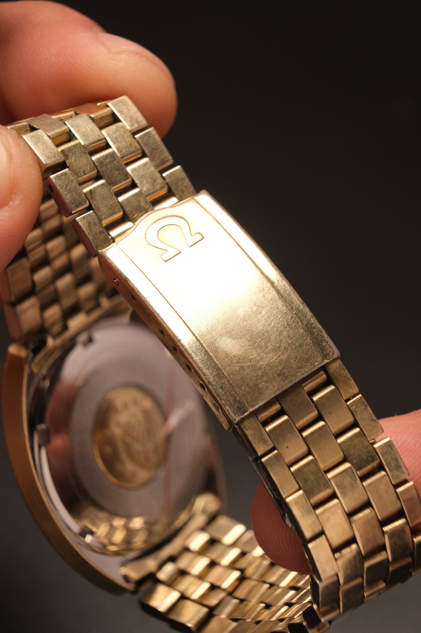 OMEGA Constellation C-shape Day-date Chronometer Linen White Dial - 168.029