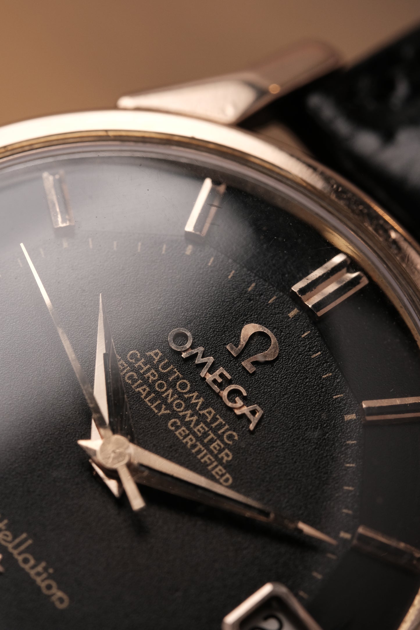 1963 OMEGA CONSTELLATION PIE PAN DOG LEG Black Dial Rose Gold AUTOMATIC CHRONOMETER REF. 168.005