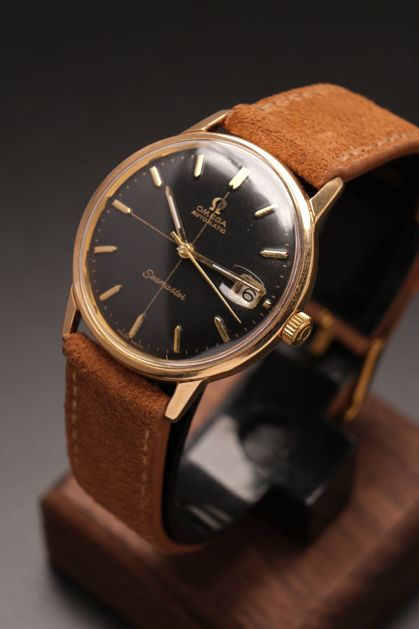 Vintage OMEGA SEAMASTER Black Cross Dial Gold AUTOMATIC 166.002
