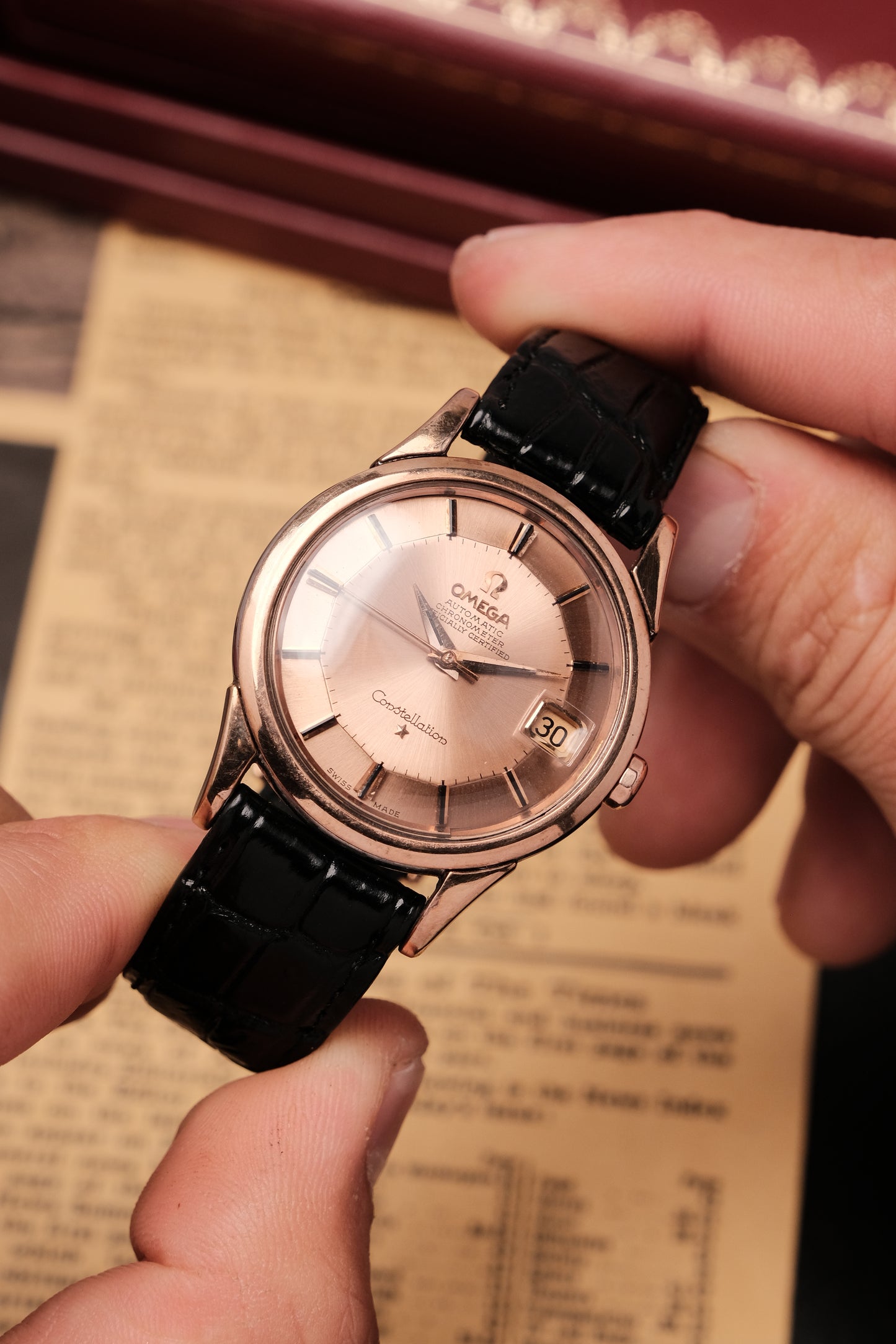 OMEGA CONSTELLATION PIE PAN Salmon Dial Rose Gold AUTOMATIC CHRONOMETER REF. 2943 3 SC