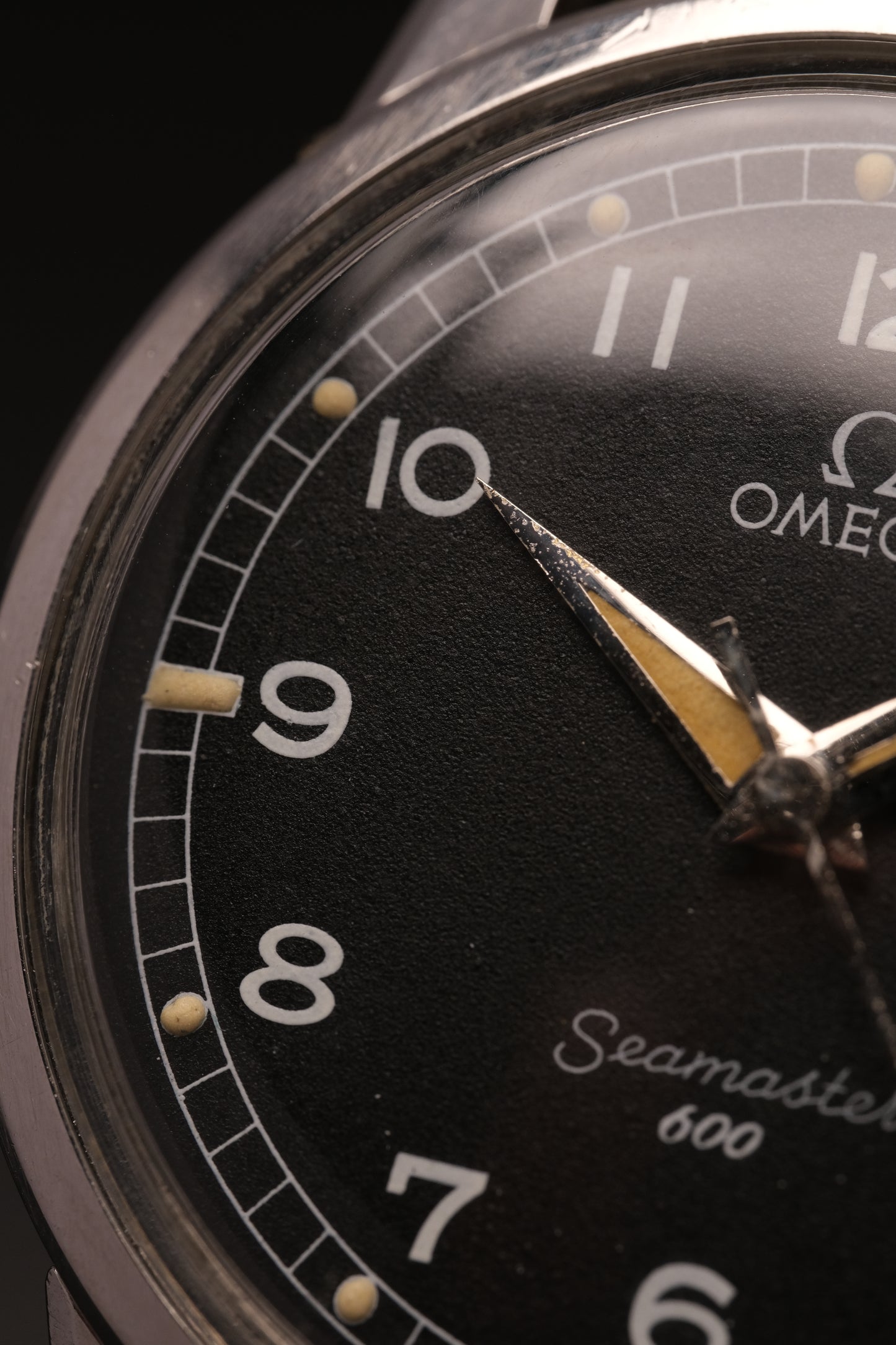 Vintage Black Dial Omega Seamaster 600 Military Ref.14390-61 Manual