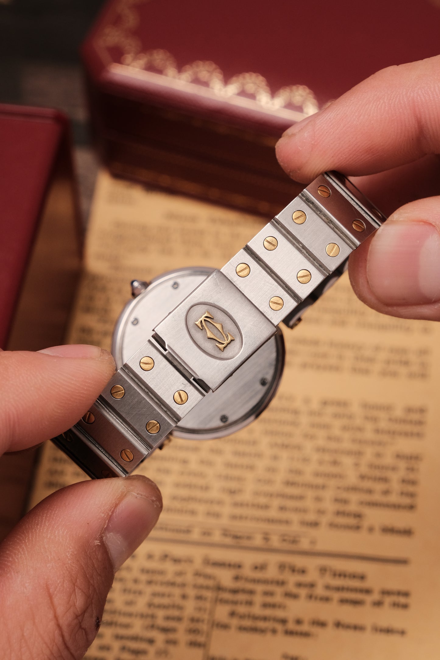 CARTIER SANTOS RONDE VENDOME 8191 18k Gold 33mm Quartz