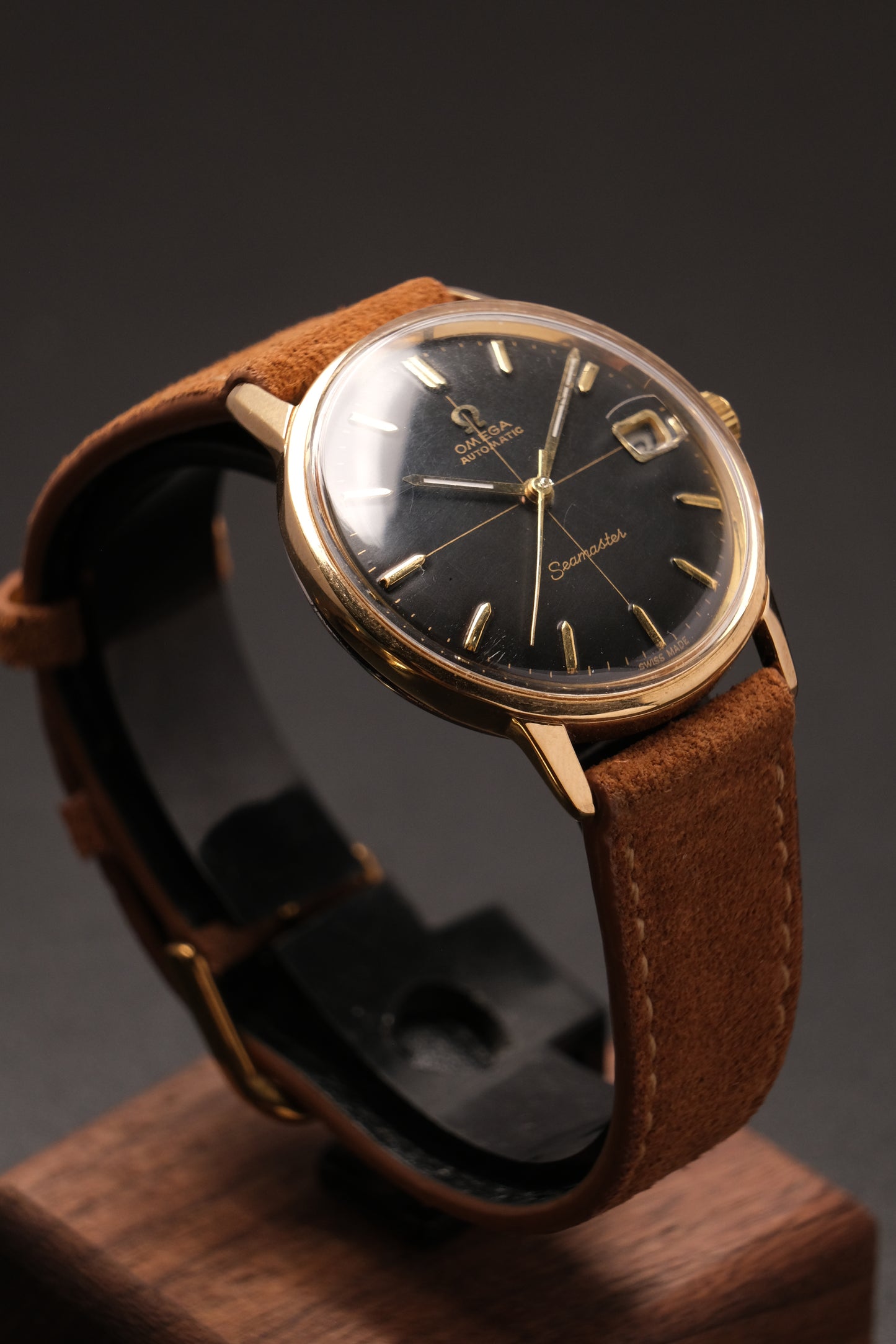 Vintage OMEGA SEAMASTER Black Cross Dial Gold AUTOMATIC 166.002