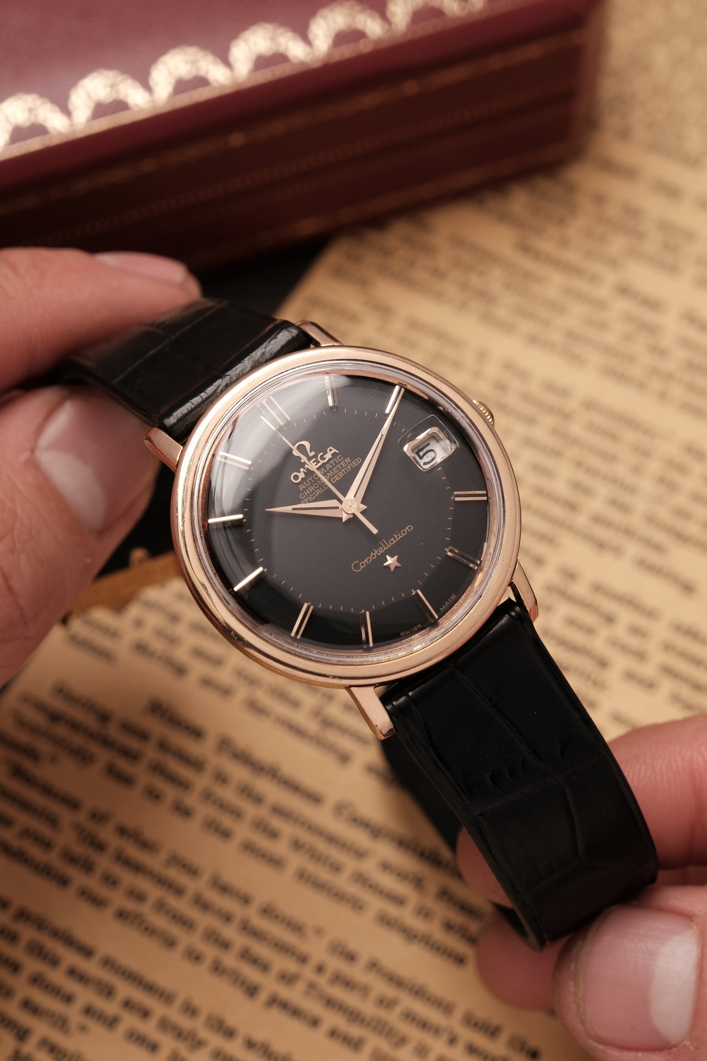 1966 OMEGA CONSTELLATION PIE PAN Black Dial Rose Gold AUTOMATIC CHRONOMETER REF. 168.004