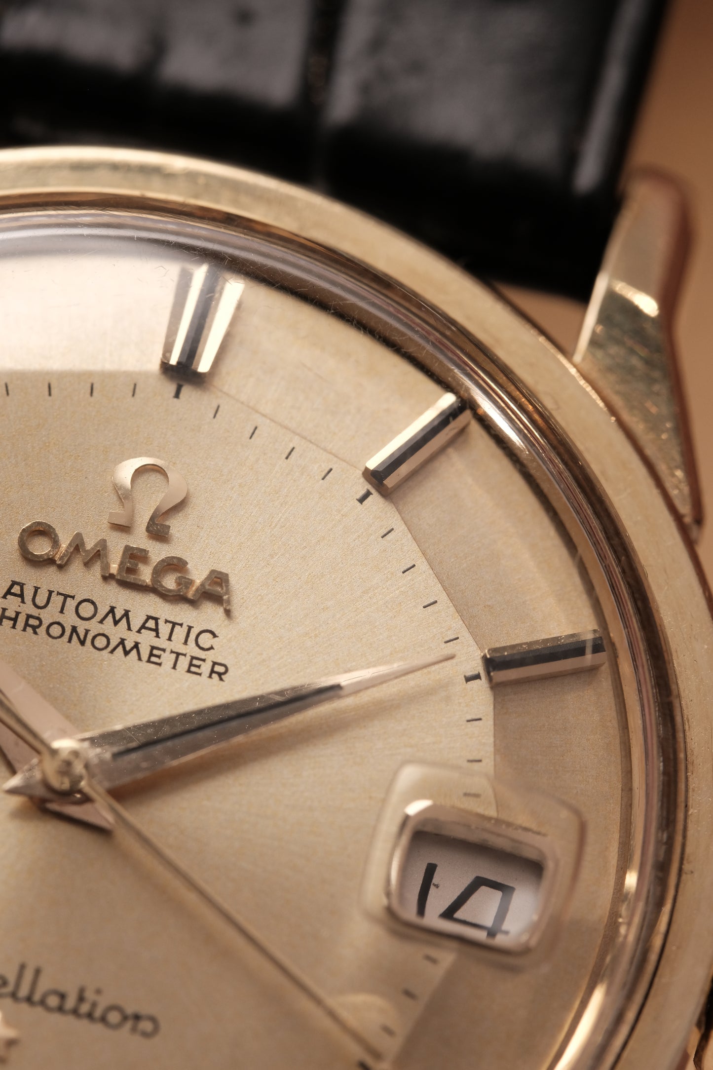1962 OMEGA CONSTELLATION PIE PAN Champagne Dial CHRONOMETER REF 14902-62 or 168.005