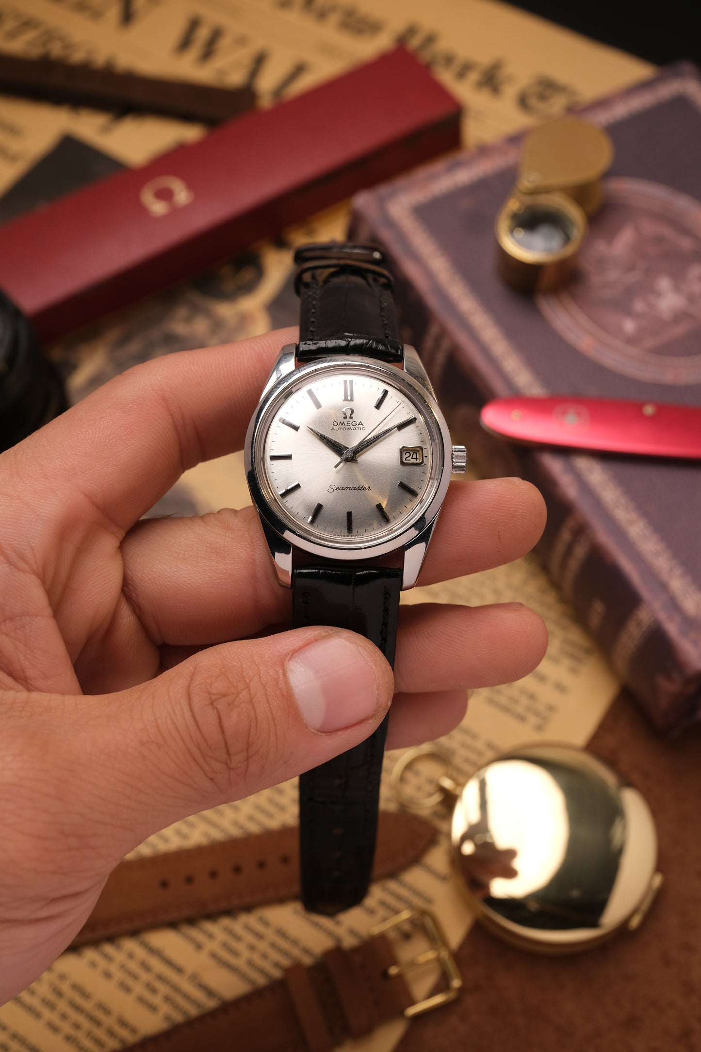 Vintage Omega Seamaster Automatic 166.010 (Black leather strap)