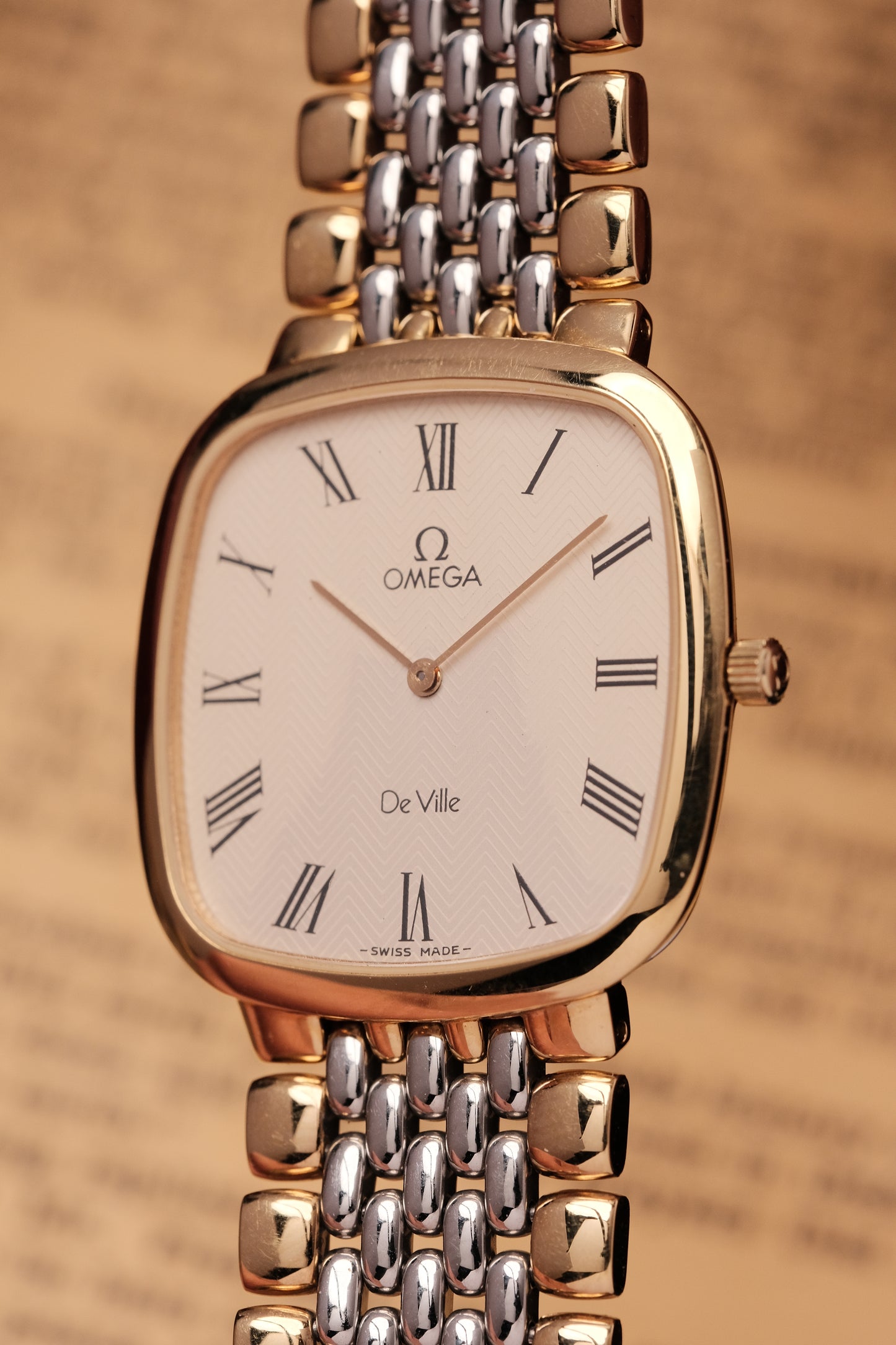 Omega De Ville Ref.395.0877 Cal.1378 Vintage Gold Quartz Integrated Bracelet
