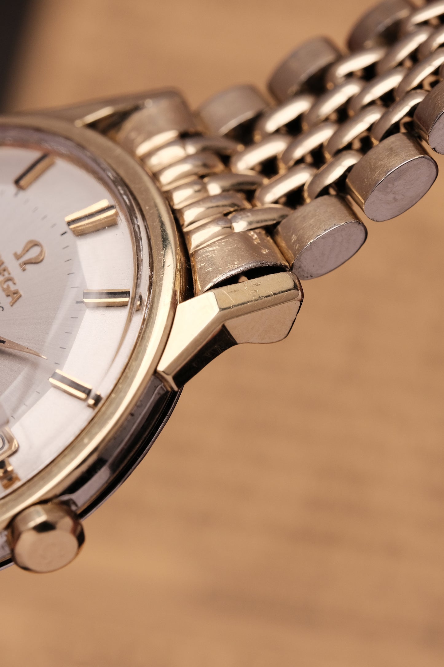 1962 OMEGA CONSTELLATION PIE PAN DOG LEG GOLD AUTOMATIC CHRONOMETER REF. 168.005