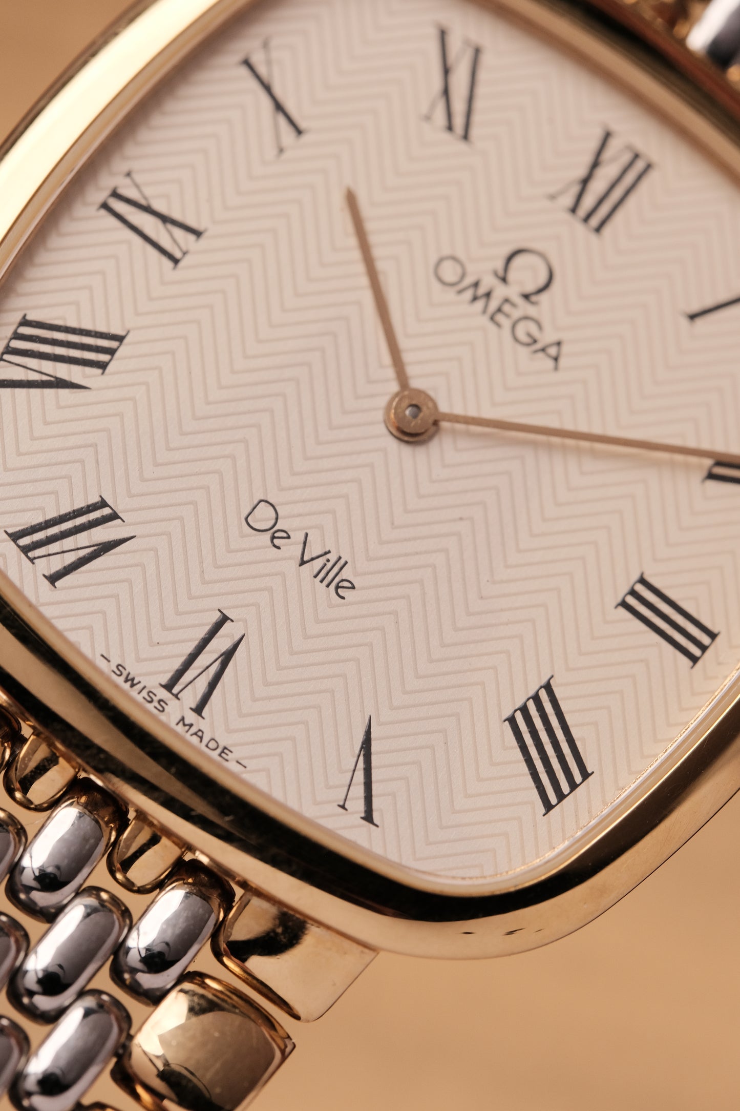 Omega De Ville Ref.395.0877 Cal.1378 Vintage Gold Quartz Integrated Bracelet