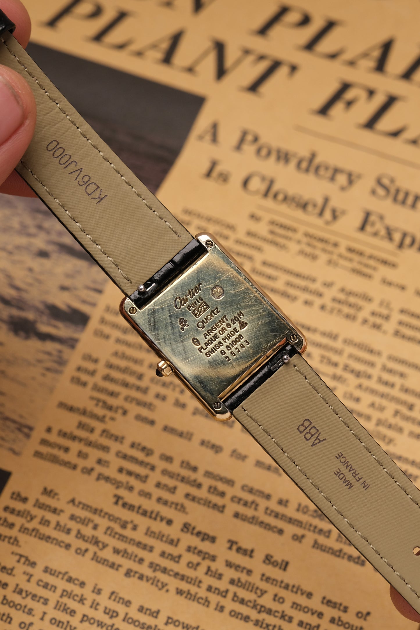 CARTIER MUST DE CARTIER TANK VERMEIL "TRINITY" DIAL REF. 681006