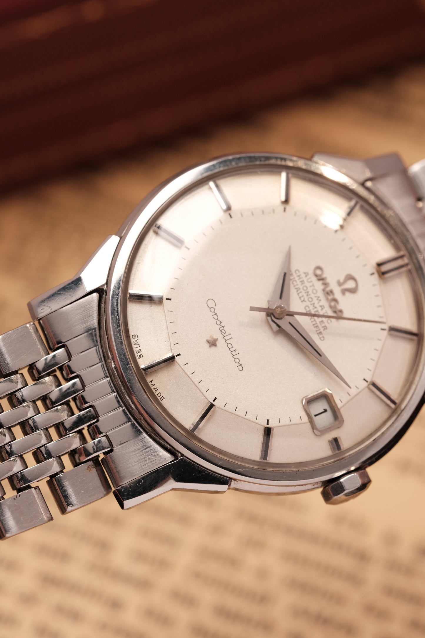 1966 OMEGA CONSTELLATION PIE PAN DOG LEG AUTOMATIC CHRONOMETER REF. 168.005