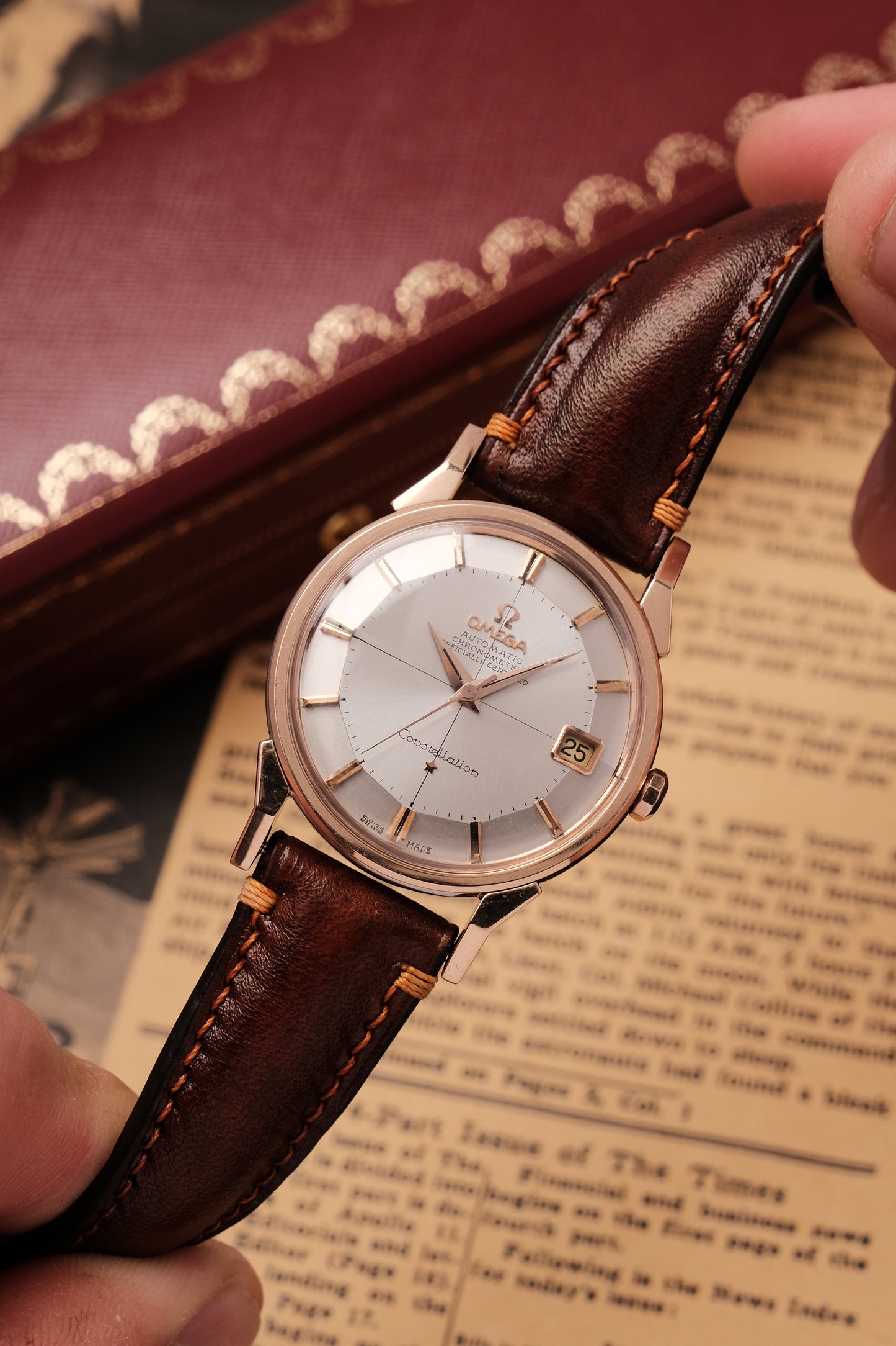 1966 OMEGA CONSTELLATION PIE PAN DOG LEG CROSS HAIR DIAL  ROSE GOLD  AUTOMATIC CHRONOMETER REF. 168.005