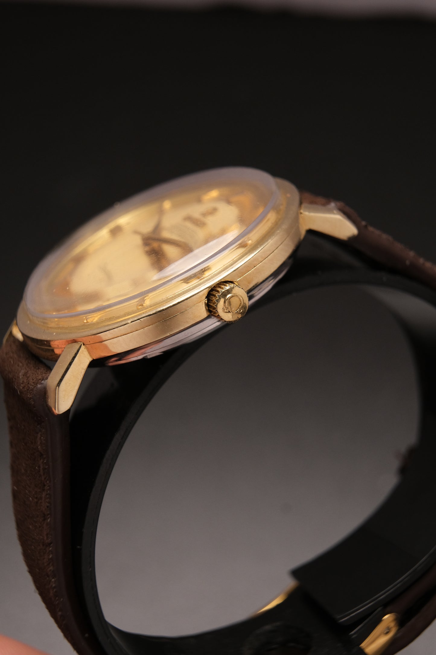 Vintage Omega Constellation Pie-Pan Gold capped with Gold dial 168.004 from 1966