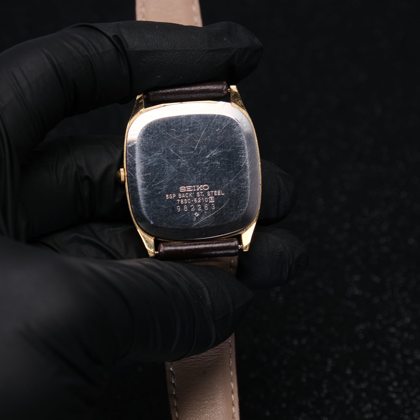 Seiko Quartz Men's Watch 30mm Gold Vintage Nice Condition Wrist Watch