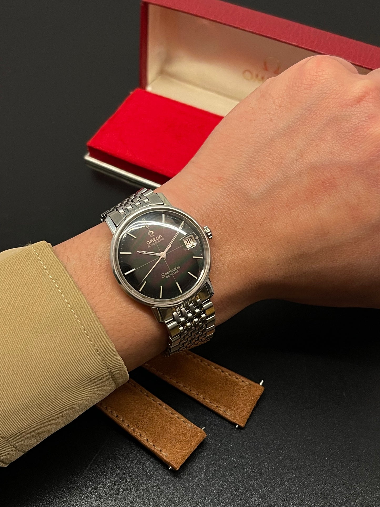 Omega Seamaster DeVille  Automatic - Black Dial Ref.166.020