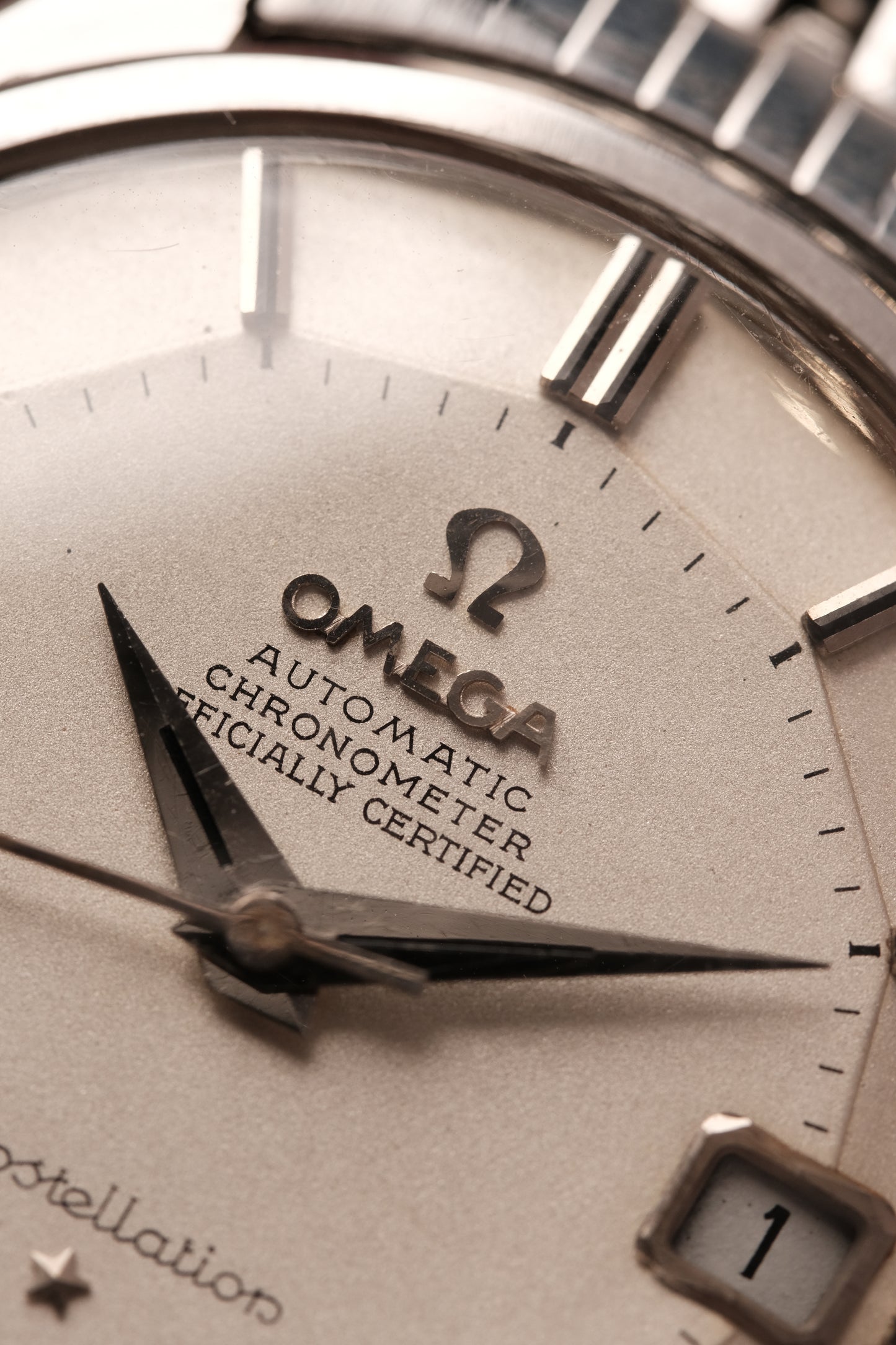 1966 OMEGA CONSTELLATION PIE PAN DOG LEG AUTOMATIC CHRONOMETER REF. 168.005