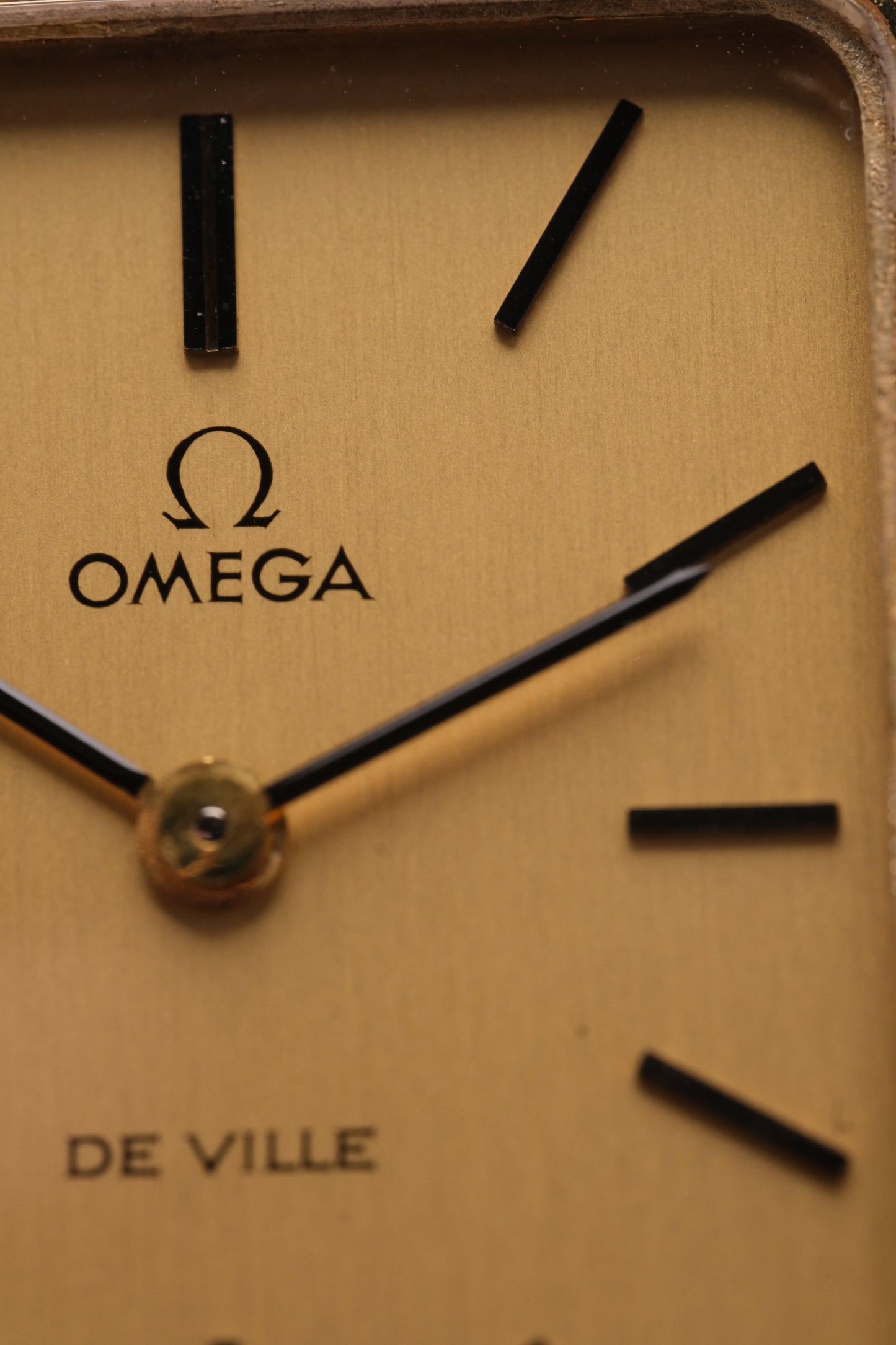Vintage Tank OMEGA DE VILLE REF. 511.0404