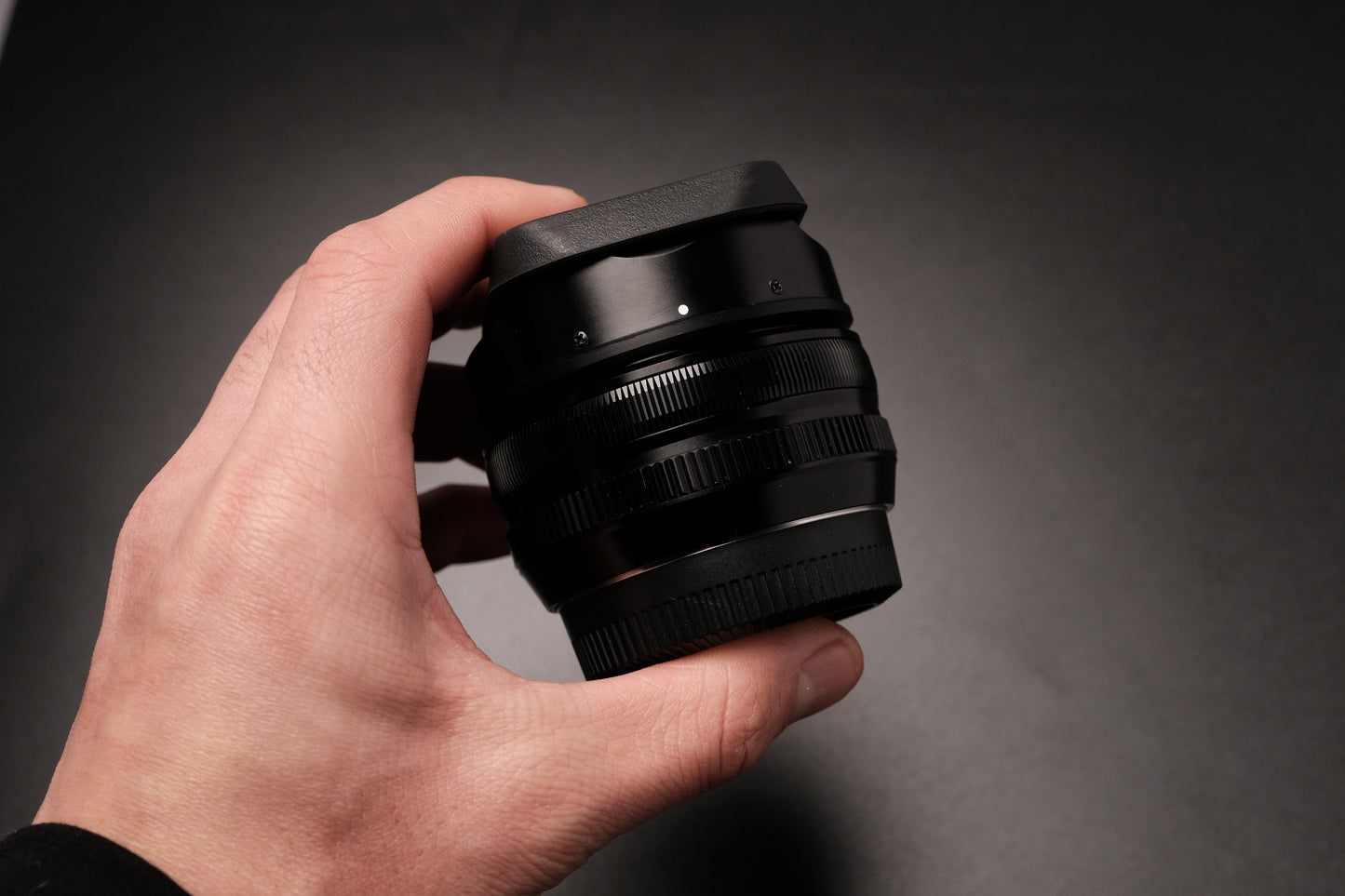 Fujifilm XF 18mm f/2.0 R Lens X Mount w Square Hood EXCELLENT!